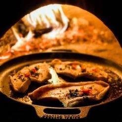 Valhal Outdoor Skillet / Plancha / Koekenpan - Gietijzer - Diameter 35cm, Twee Handvatten, VH35F 23 Valhal Outdoor Skillet / Plancha / Koekenpan - Gietijzer - Diameter 35cm, Twee Handvatten, VH35F -Keukengrill Winkel 1200x1200 41