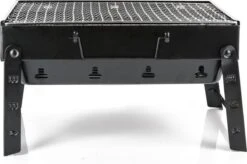 Merkloos Decopatent® Portable Houtskool BBQ - Barbecue - Inklapbaar - Barbecue Houtskool - Tafel Grill - Camping - Strand - Festival - Park -Keukengrill Winkel 1200x797 2
