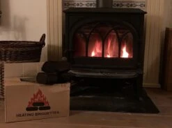 Merkloos Turfbriketten - Turfblokken- Turf - 1x14 Stuks - Haardhout - Kachel - Openhaard - 14 Kg -Keukengrill Winkel 1200x900