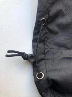 Merkloos Kamado BBQ Large Beschermhoes Cover Tot 25" Inch - Hoes Zwart Groot - O.a. Big Green Egg, Grill Guru, Kamado Joe Classic, Patton, The Bastard, Takumi, Tarrington House -Keukengrill Winkel 899x1200 8