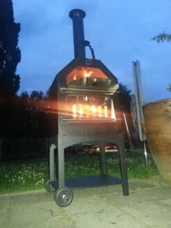 Merkloos MaxxGarden Pizza Oven - Smoker Barbecue Houtskool 45 X 65 X 158cm -Keukengrill Winkel 900x1200 13
